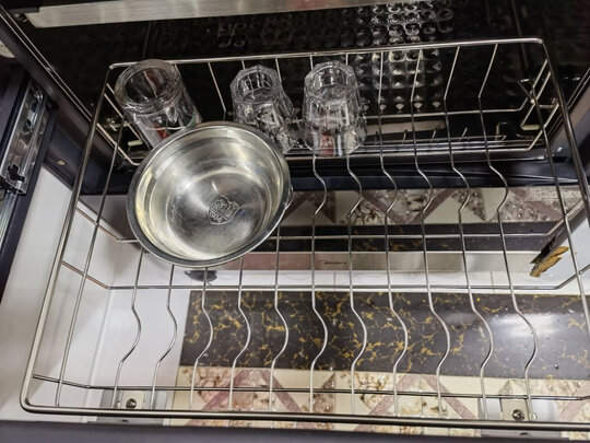 美的（Midea）消毒柜 消毒柜嵌入式  消毒碗柜 家用 厨房餐具 碗筷  紫外线 光波消毒 三层大容量 110YQ2