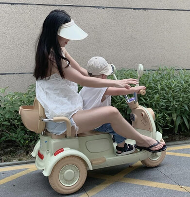 儿童电动车