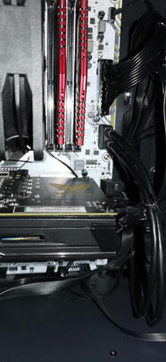 七彩虹CVN|七彩虹CVN Z690 GAMING FROZEN V21主板独家揭秘评测真相,不看后悔!