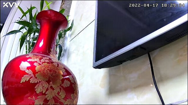 监控摄像