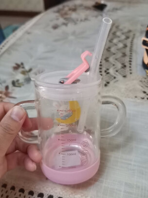 玻璃杯