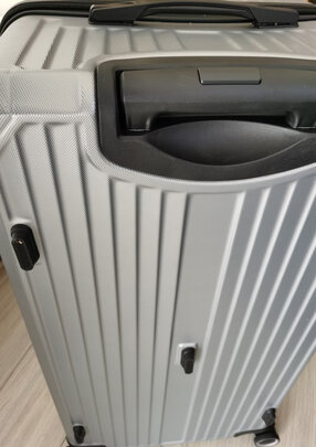 梵地亚行李箱怎么样市场乱不敢下手,吐槽我的感受