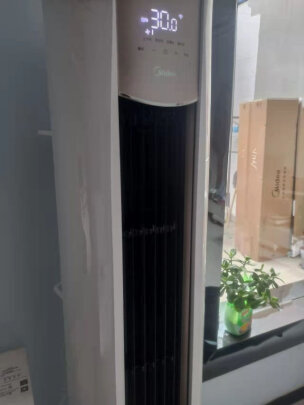 %title插图%num 美的(Midea) 空调 京东小家智能 3匹 锐云 新一级能效 变频 客厅空调立式空调柜机 以旧换新KFR-72LW/N8XHA1