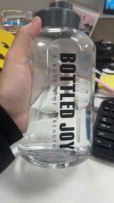 运动水壶