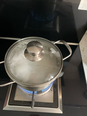 不粘汤锅