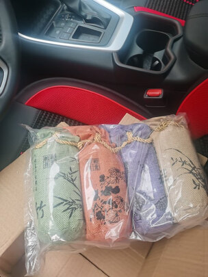 汽车竹炭包