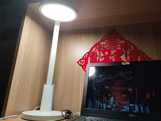 三,华为台灯pro智能台灯网友对比评测