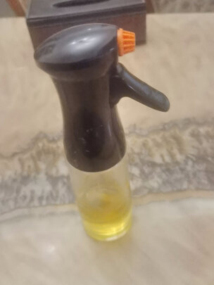 喷油壶