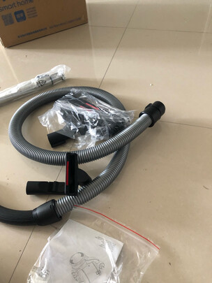 海尔（Haier）吸尘器家用大功率干湿吹三用桶式HC-T3143R2