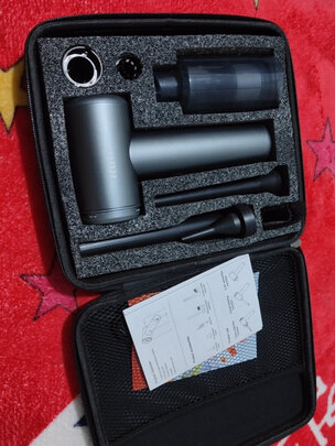车载吸尘器
