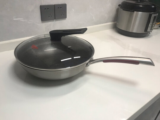 不粘锅