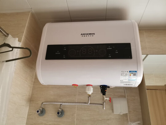 电热水器