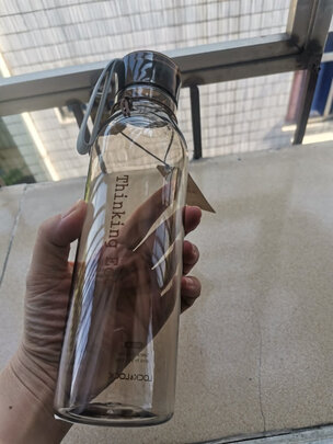 运动水杯