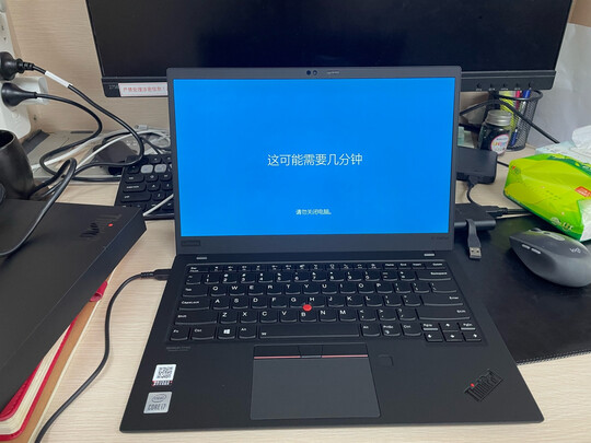 联想ThinkPad X1 Carbon 2020 英特尔酷睿i5/i7 14英寸轻薄商务笔记本电脑 i7-10510U 16G 512G固态 00CD