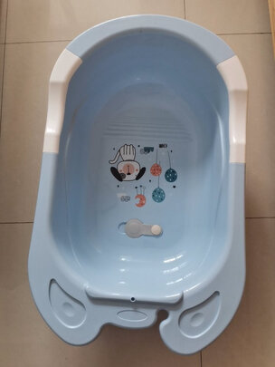 婴儿洗澡盆