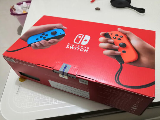 Nintendo SwitchHAD-S-KAAGA与任天堂Switch NS 长续航版有什么区别，性能哪款比较强？哪个简单方便？