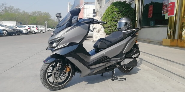 图文解答评测宗申赛科龙2020款rt3大踏板摩托车怎么样真后悔没有早