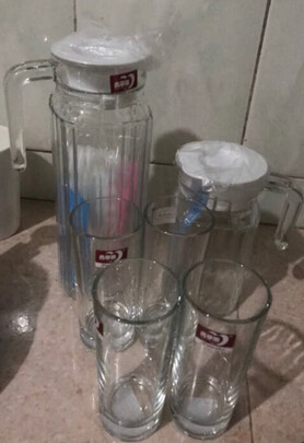玻璃水杯