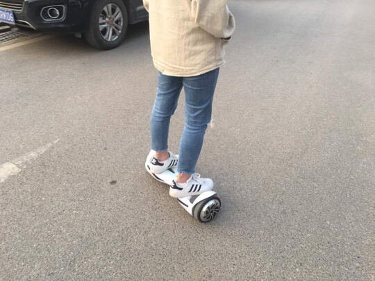 乐行天下V11单轮平衡车爆款原因分析，质量坑不坑人呢？