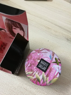 腮红
