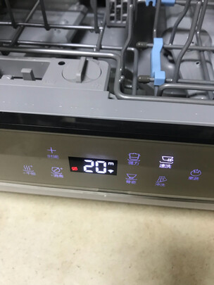 洗碗机|海尔和美的洗碗机哪款比较好用？质量口碑差距大吗？