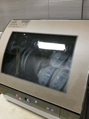 洗碗机|海尔和美的洗碗机哪款比较好用？质量口碑差距大吗？