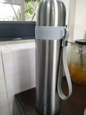保温杯