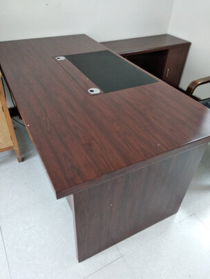 办公桌|金海马班台办公桌怎么样？内幕使用评测揭秘