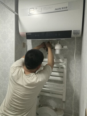 奥克斯和林率哪个好热水器|用户揭秘奥克斯和林率哪个好热水器好吗,入手解密评测真相