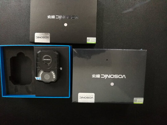 群华D2记录仪怎么样?到底清晰度如何，用后说真相