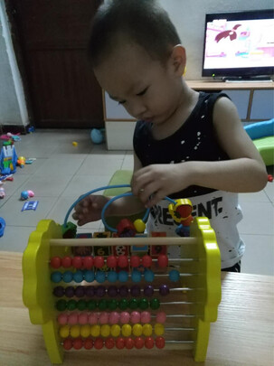 儿童绕珠玩具