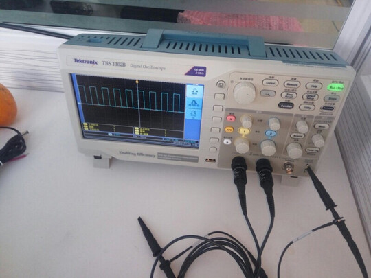 Tektronix̩ʾôú쿪ʼʧ