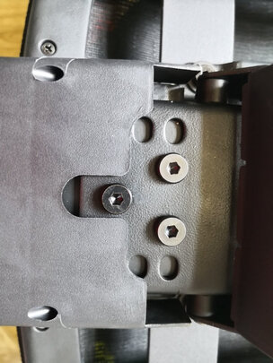 电脑椅|评测细节：迩高迈思人体工学椅怎么样?用后一周说实情内幕感受