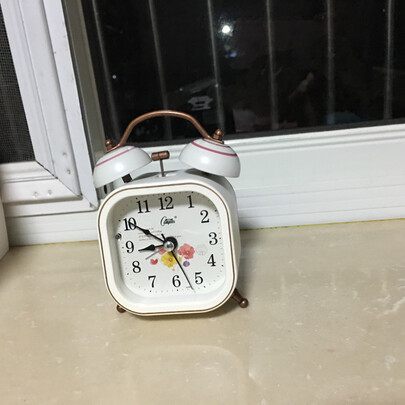 闹钟