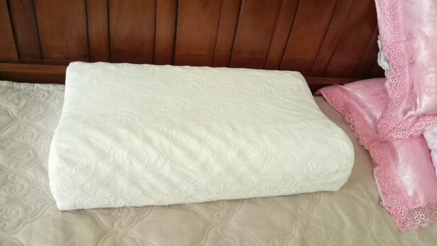 金橡树乳胶枕头怎么样