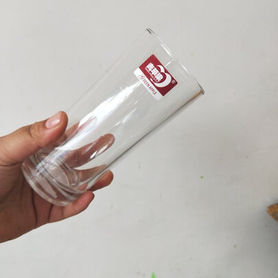 玻璃水杯