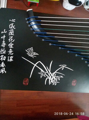 乐器古筝