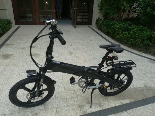电动自行车