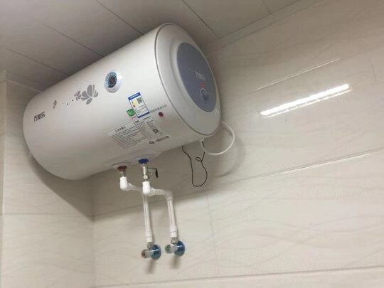 万家乐DT2热水器|看完不迷路：万家乐和万和热水器哪个牌子好？区别是