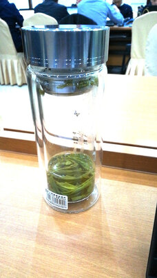 玻璃杯