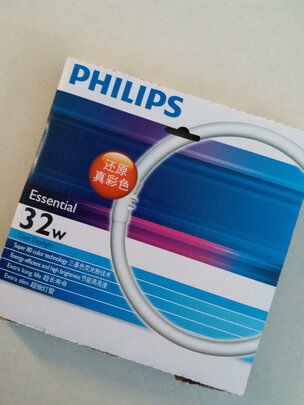 三,飞利浦(philips)荧光灯管网友对比评测