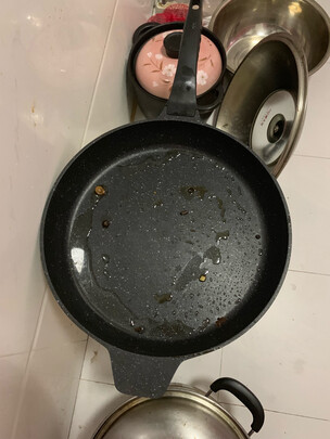 不粘锅
