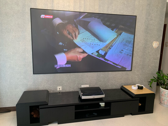 坚果投影幕布质量怎么样上手一周告诉大家真相？