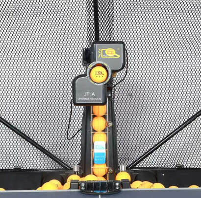 汇乓乒乓球发球机电机型号是什么