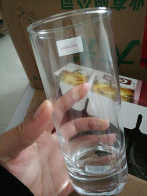 玻璃杯