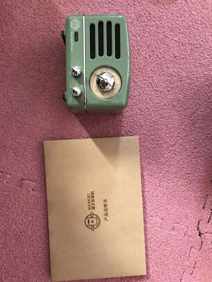 猫王收音机MW-2A与RedMI 小爱触屏音箱 8（白色）究竟有本质区别吗？清晰度哪款更加高，哪个音质清晰？