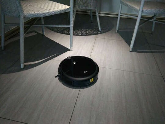 一起谈谈爱玛施扫地机器人怎么样?这牌子到底好不好处呢?