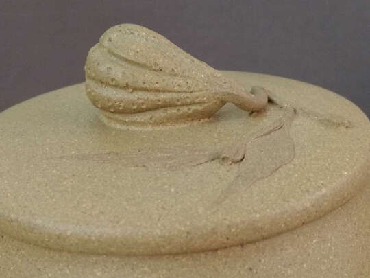 百年利永小佛手壶是哪里生产的，值吗