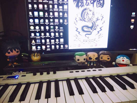 MIDI键盘