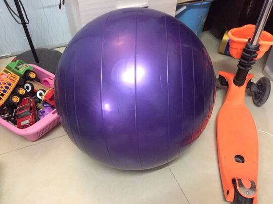 瑜伽球